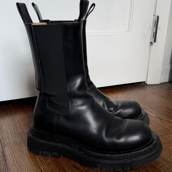 Bottega Veneta Lug Boots - Picture 3 of 7